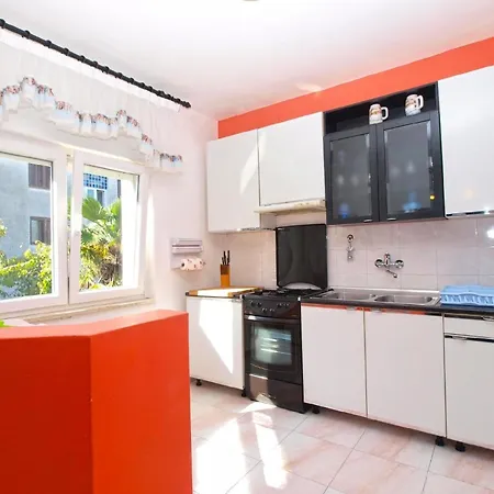 Apartman Fuer 7 Personen Ca 100 Qm In Medulin, Istrien Suedkueste Von Istrien