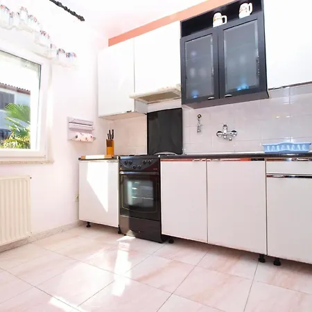 Fuer 7 Personen Ca 100 Qm In Medulin, Istrien Suedkueste Von Istrien Apartment *